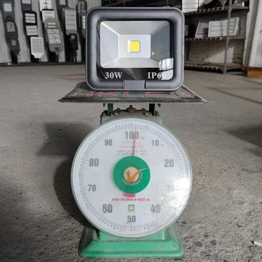 Đèn pha PTR chip LED COB - Công suất 30W - Ảnh 9