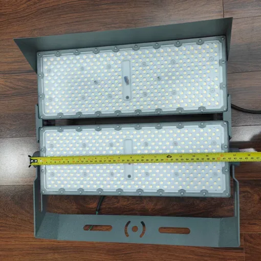 Đèn pha sân bóng đá 400W - P04 - Ảnh 7
